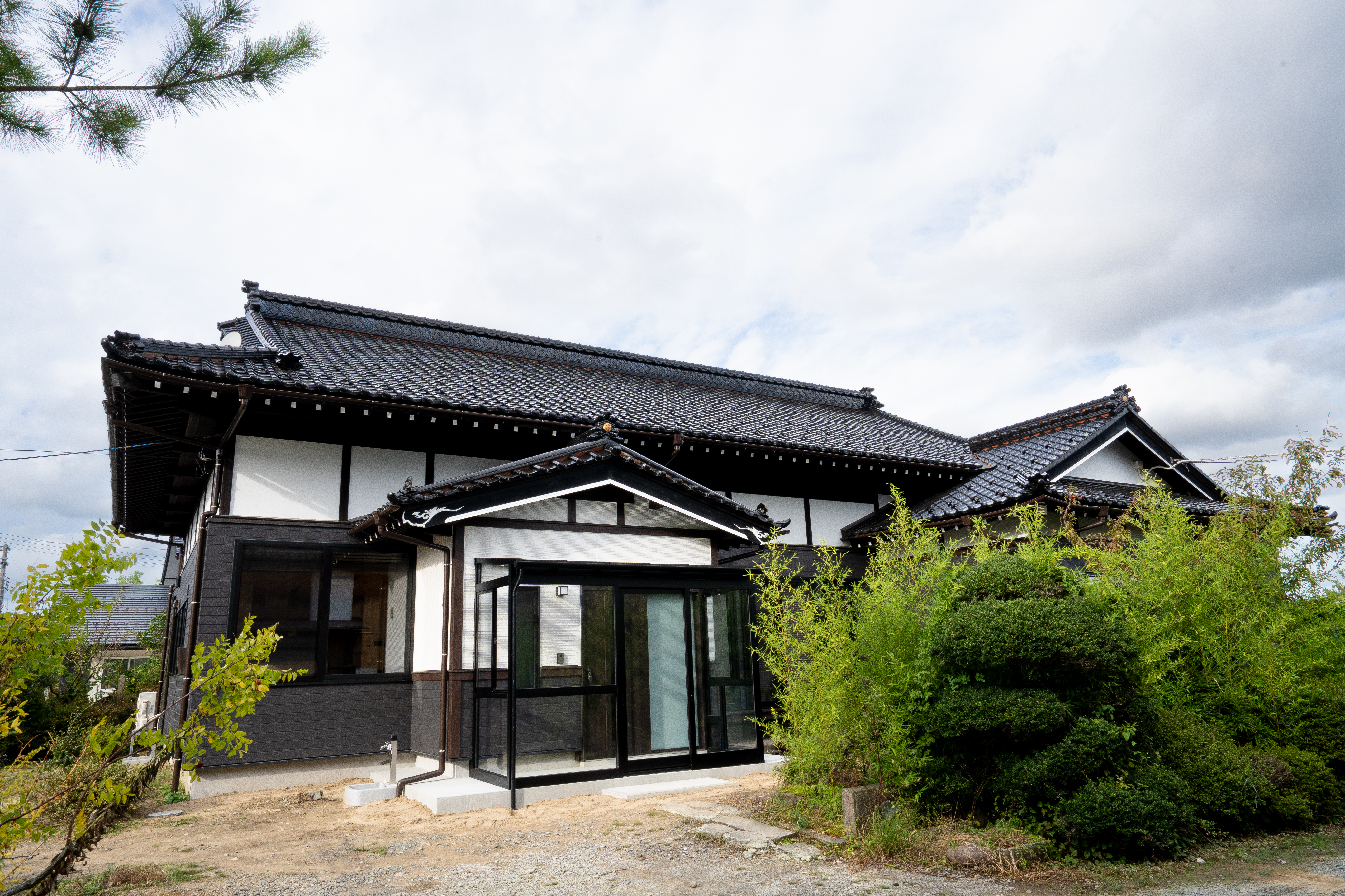 鶴岡市下小中｜築34年住宅の性能向上リノベーション(断熱・耐震改修)